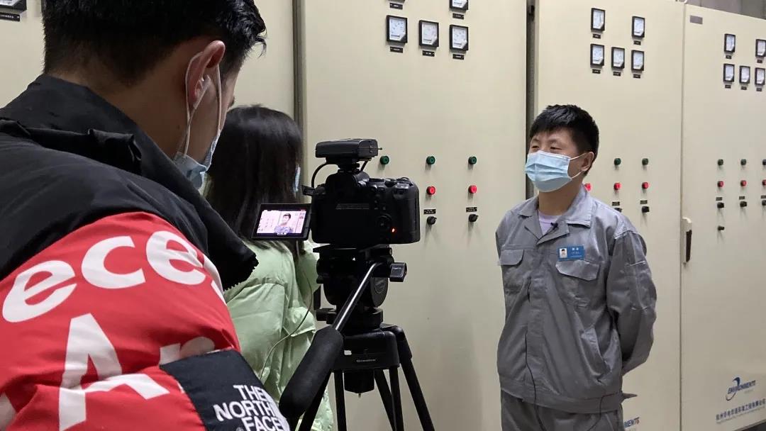 定心舒心开心过大年