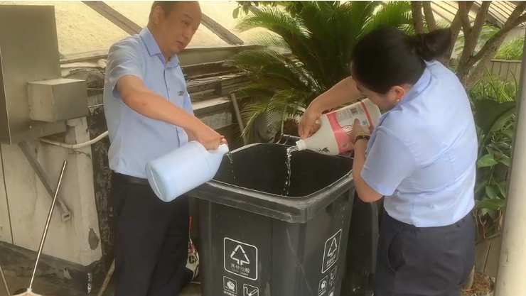 钱江商城开展逾期物品集中销毁事情