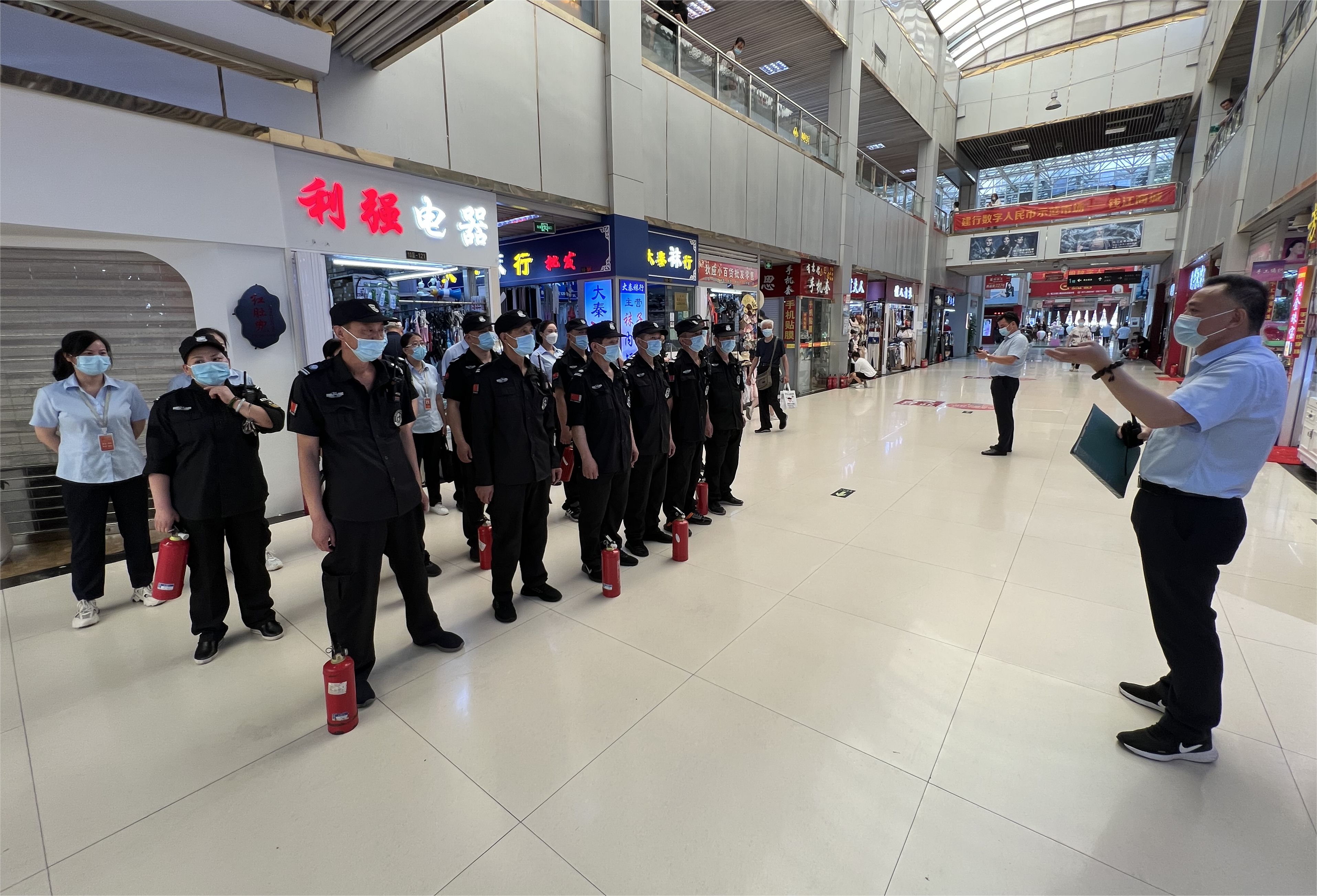 钱江商城开展消防清静演练