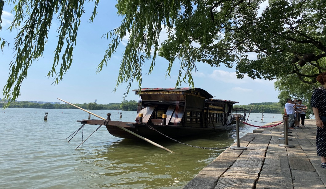 加入集团党员生涯主题运动有感