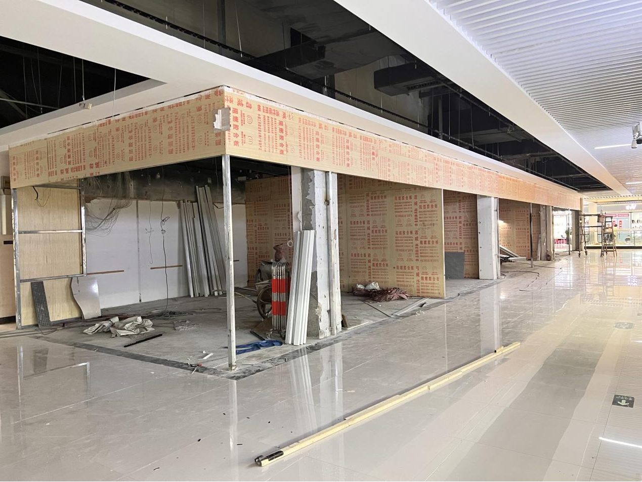  钱江商城鞋类区升级刷新