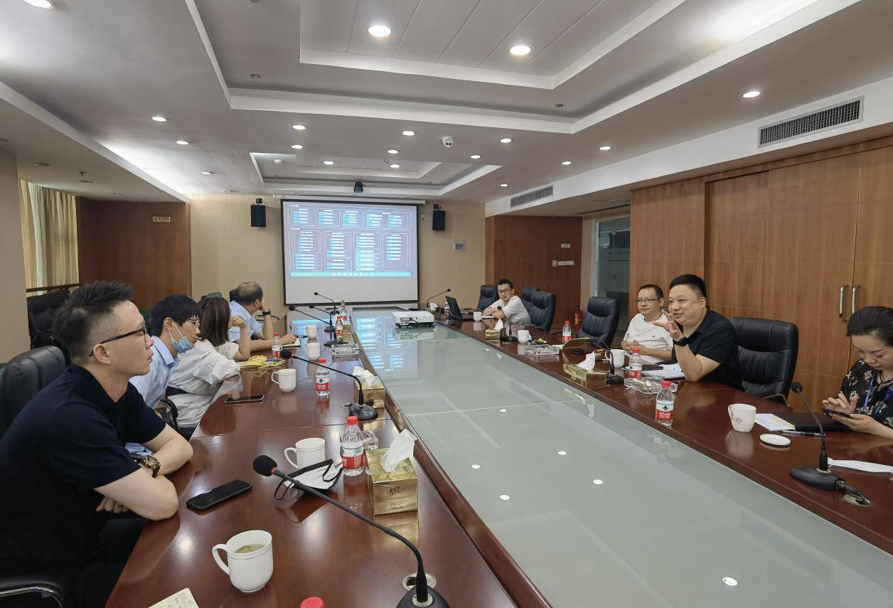 学先进、赶先进！钱江商城赴海宁中国皮革城考察学习智能化刷新数字化转型