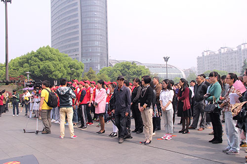 利记官网平台入口文创园党团代表加入“网淘”自愿者运动 (1).jpg